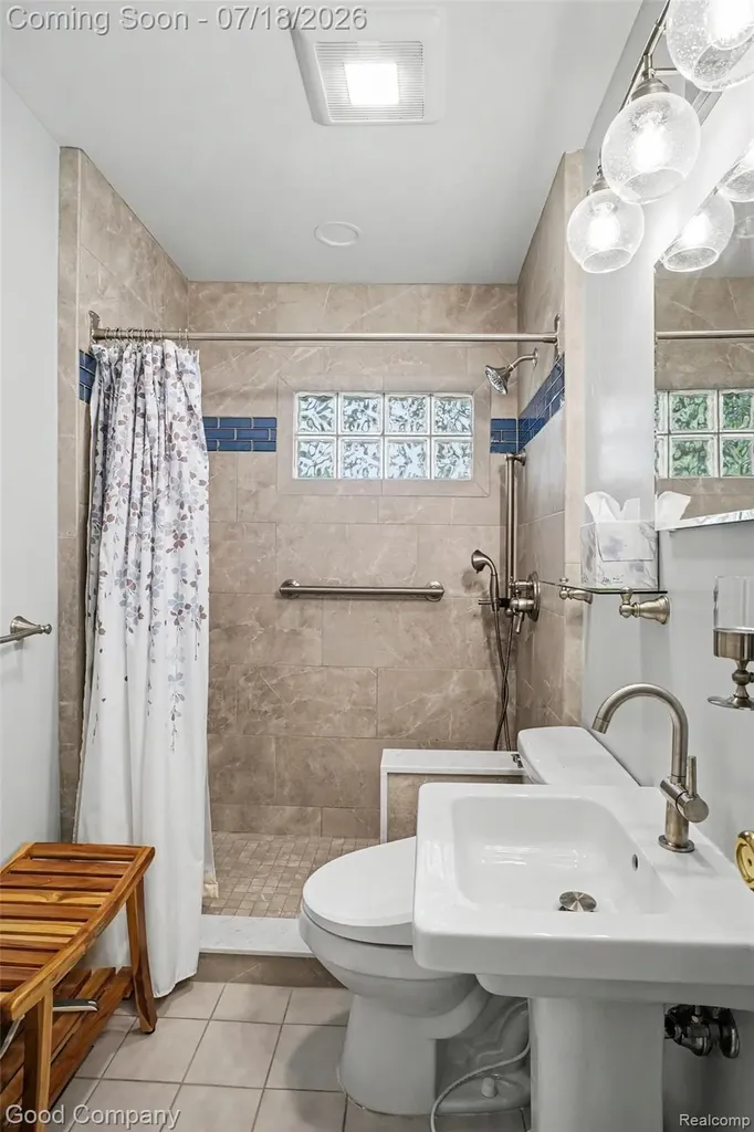 6284 Woodsdale Drive Grand Blanc Charter Township MI 48439