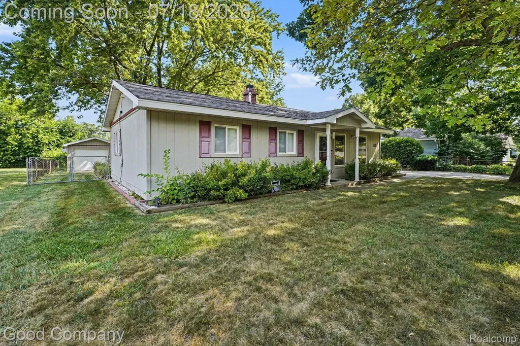 6284 Woodsdale Drive Grand Blanc Charter Township MI 48439