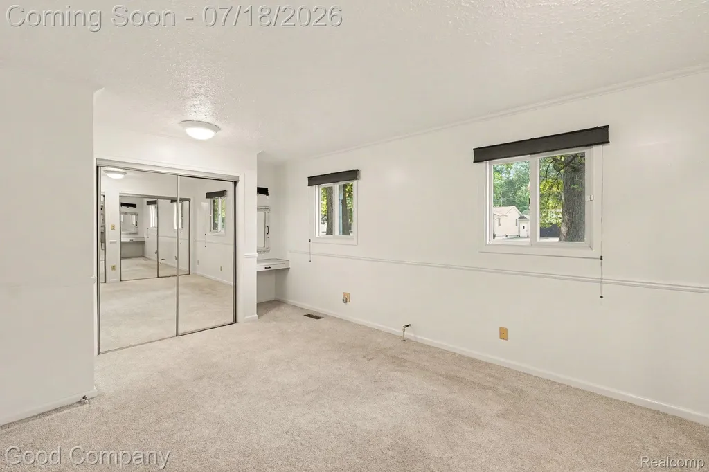 6284 Woodsdale Drive Grand Blanc Charter Township MI 48439