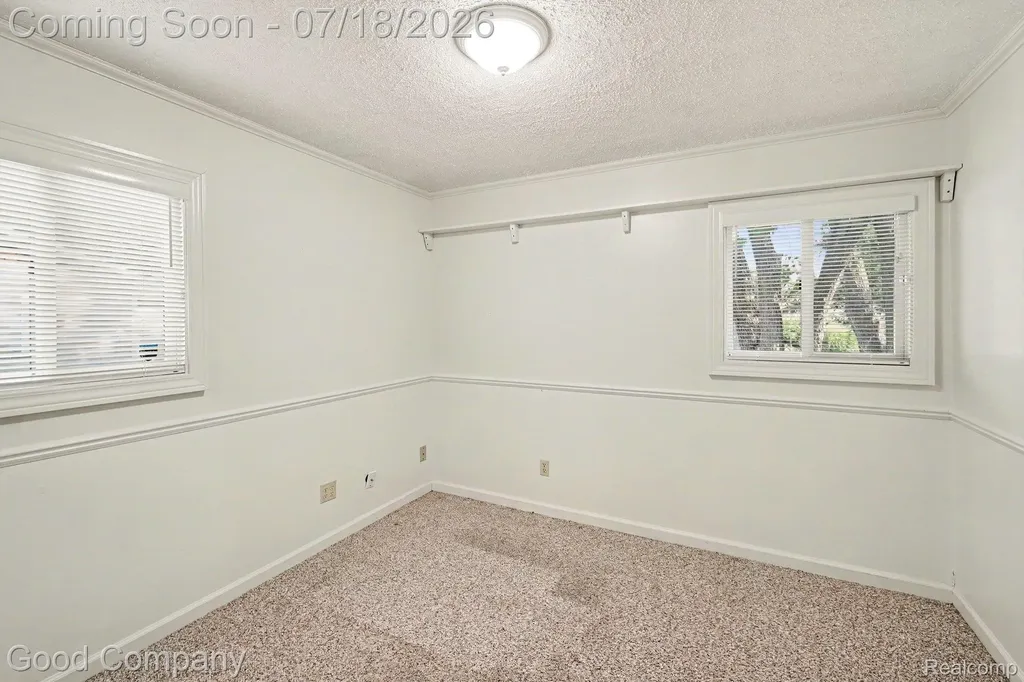 6284 Woodsdale Drive Grand Blanc Charter Township MI 48439