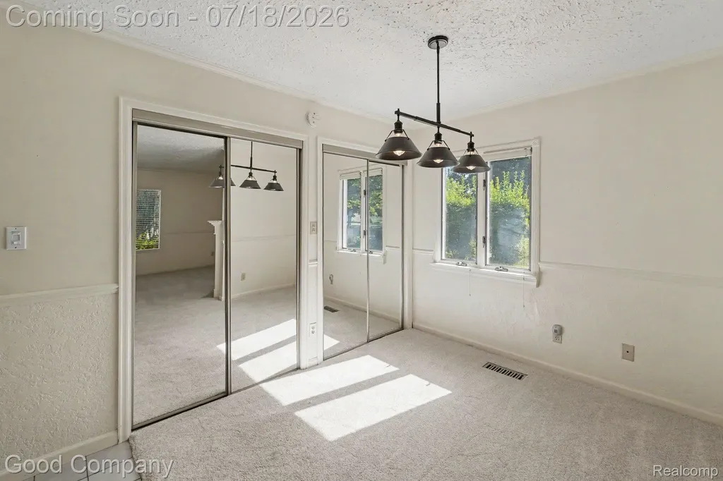 6284 Woodsdale Drive Grand Blanc Charter Township MI 48439