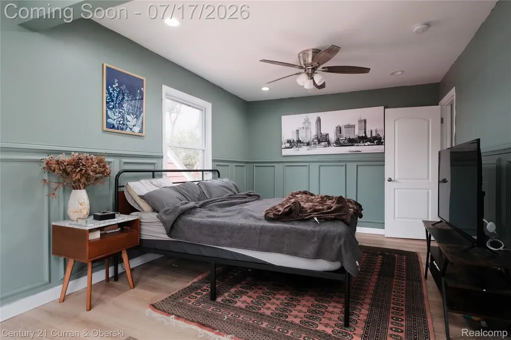18455 Santa Rosa Drive Detroit City MI 48221