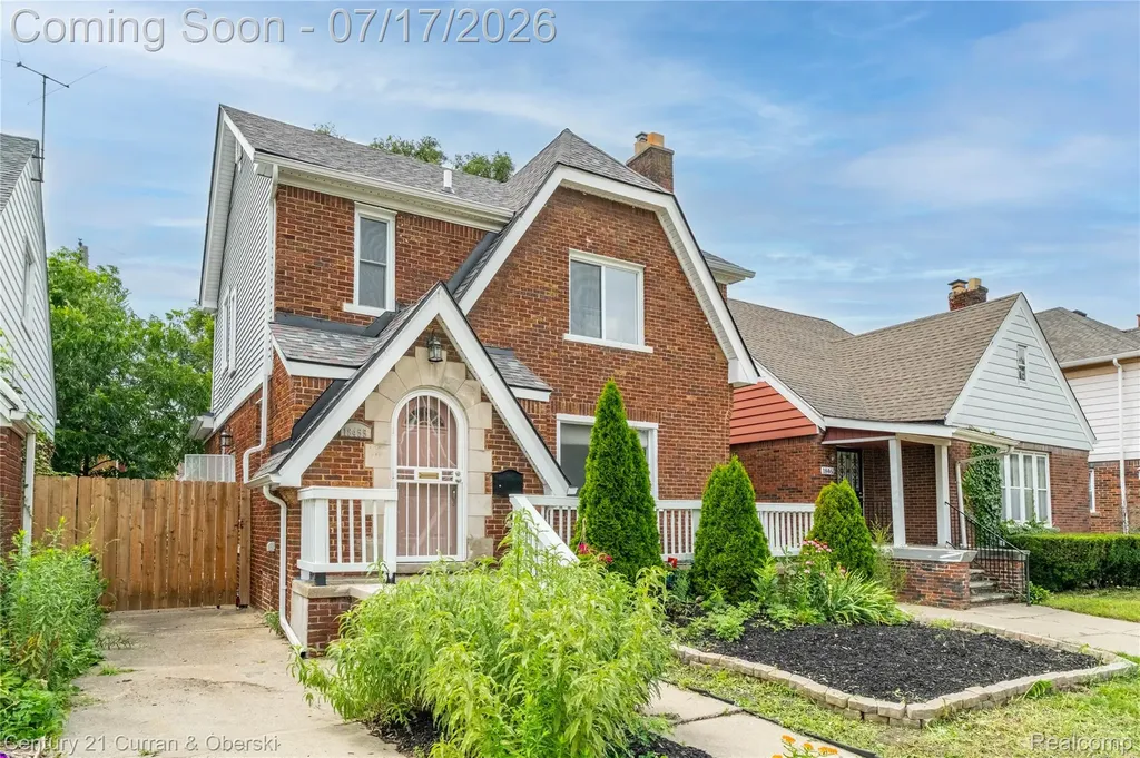 18455 Santa Rosa Drive Detroit City MI 48221