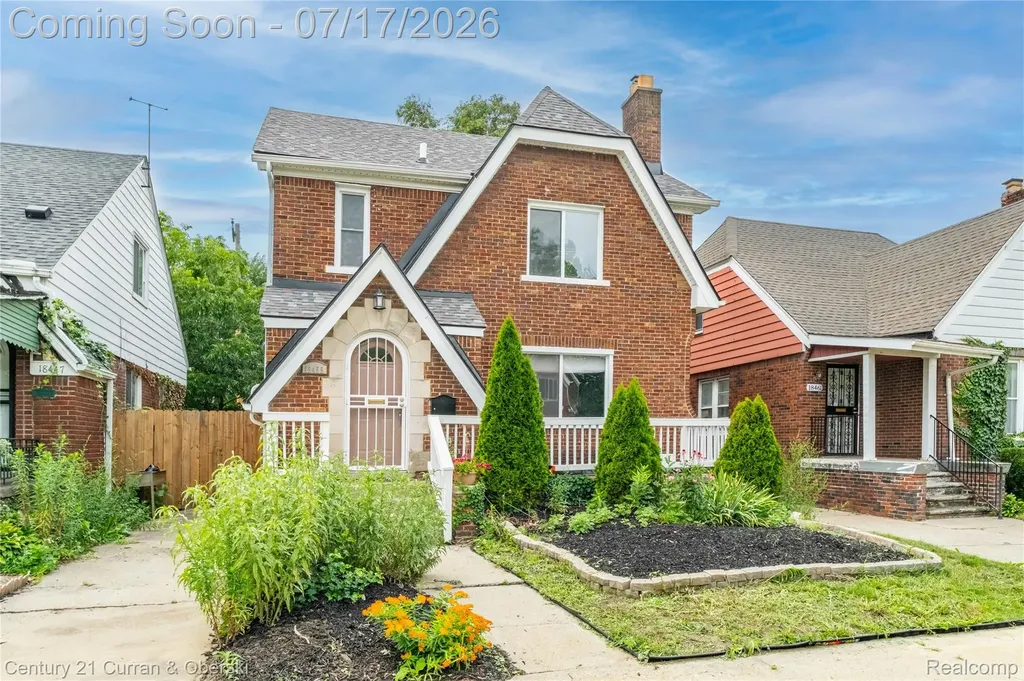 18455 Santa Rosa Drive Detroit City MI 48221