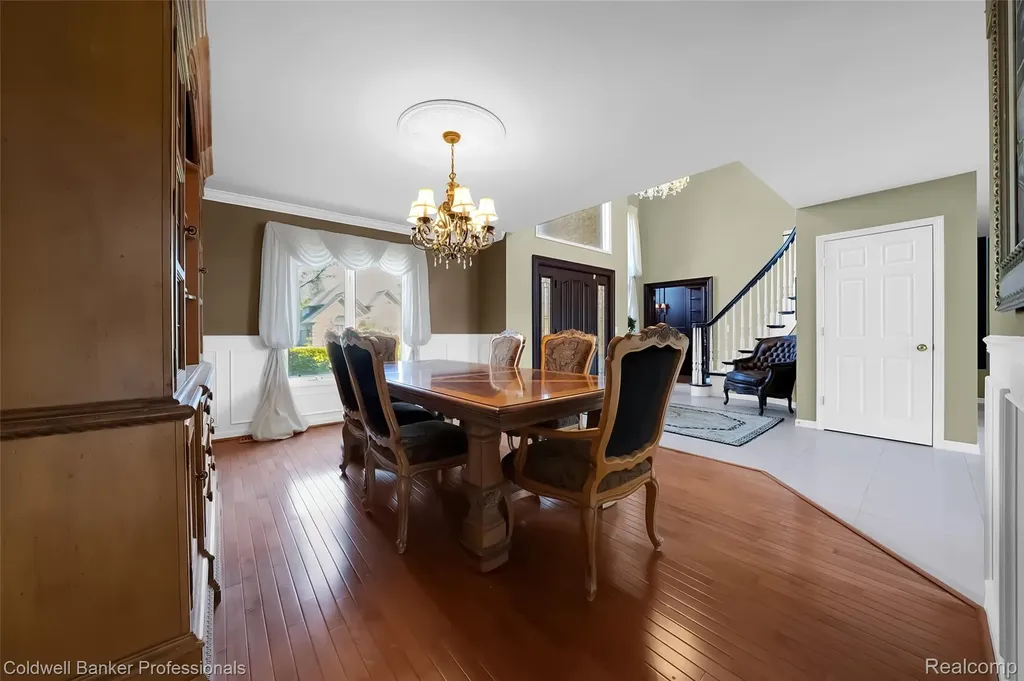 2531 Cedar Brook Court Rochester Hills City MI 48309
