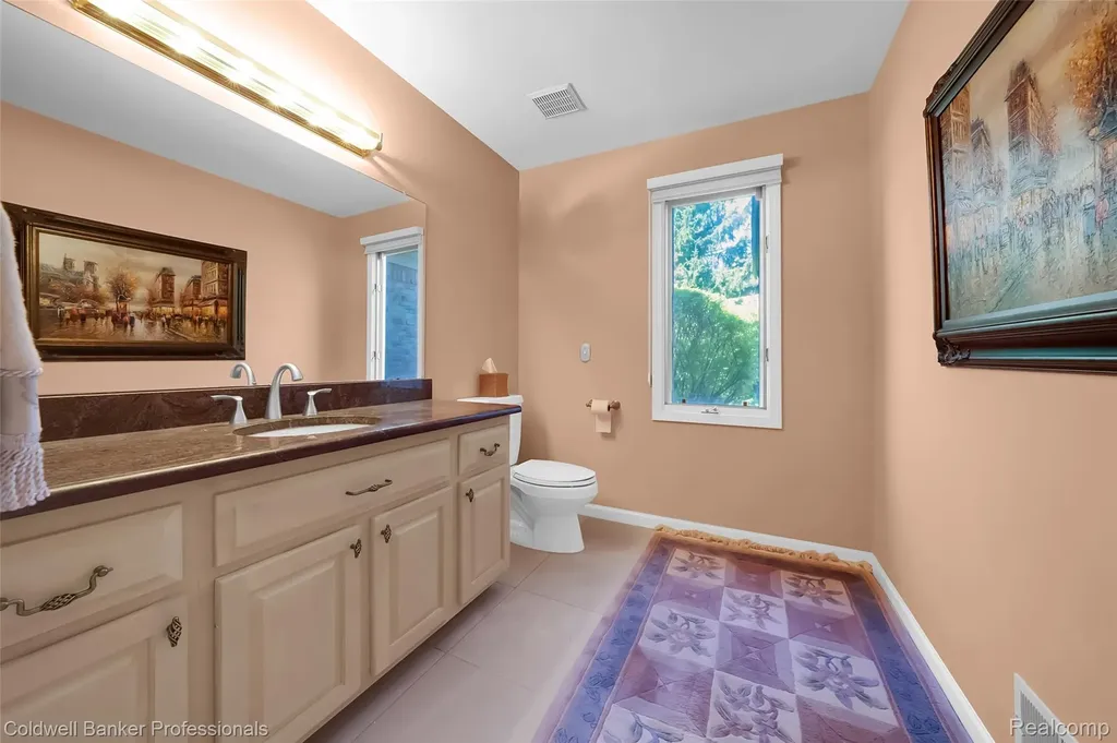 2531 Cedar Brook Court Rochester Hills City MI 48309