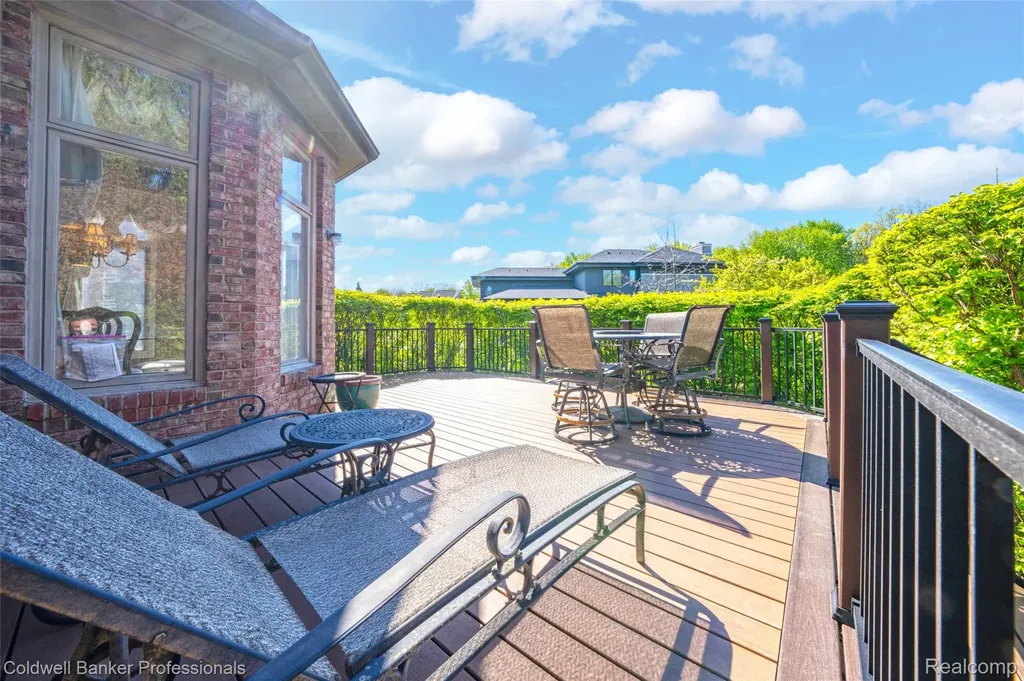 2531 Cedar Brook Court Rochester Hills City MI 48309