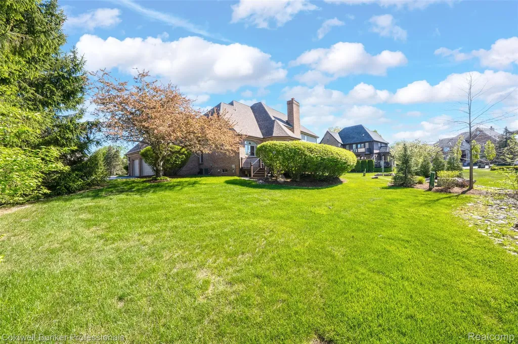 2531 Cedar Brook Court Rochester Hills City MI 48309