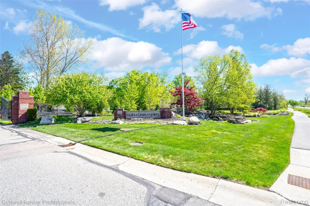 2531 Cedar Brook Court Rochester Hills City MI 48309