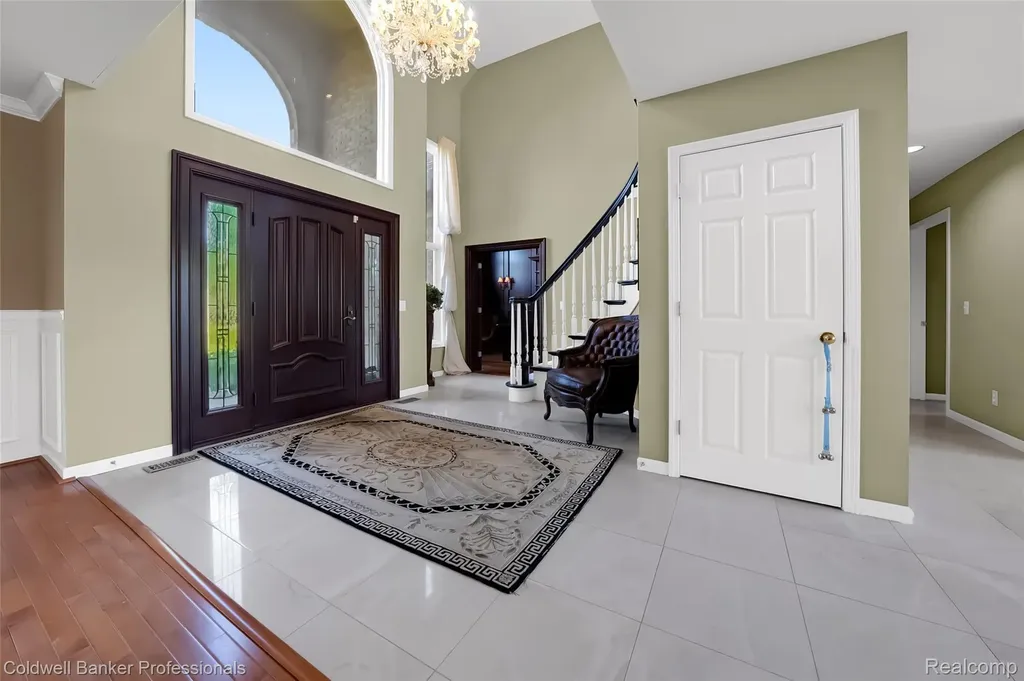 2531 Cedar Brook Court Rochester Hills City MI 48309