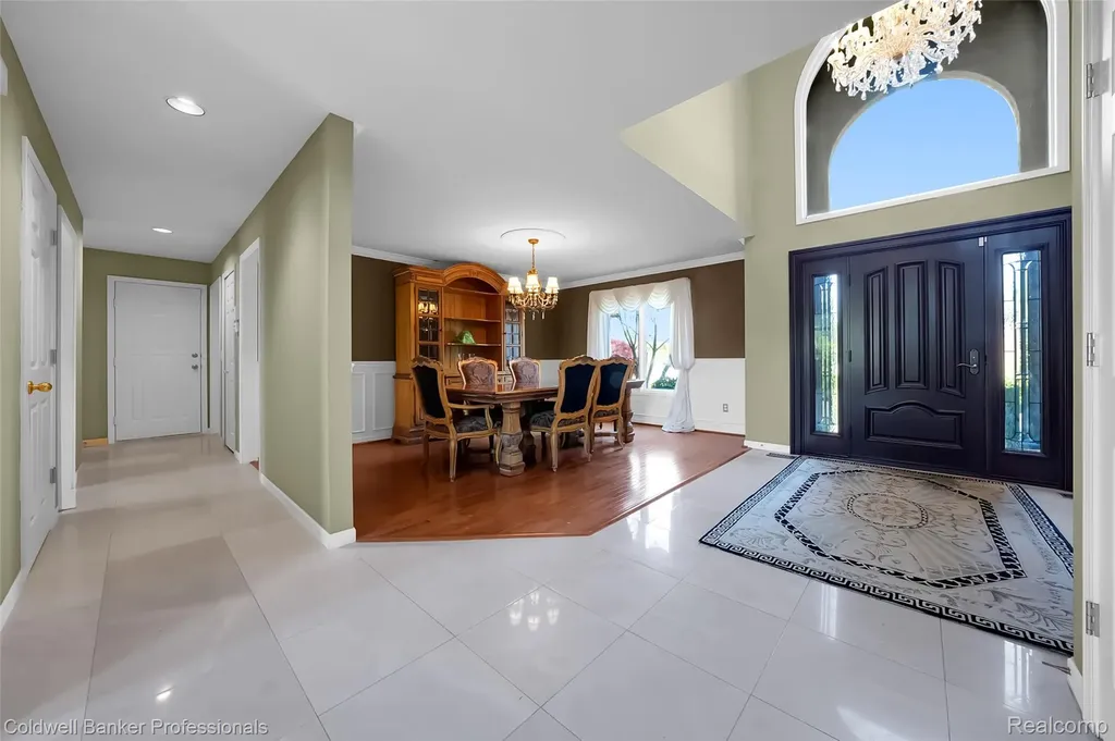 2531 Cedar Brook Court Rochester Hills City MI 48309