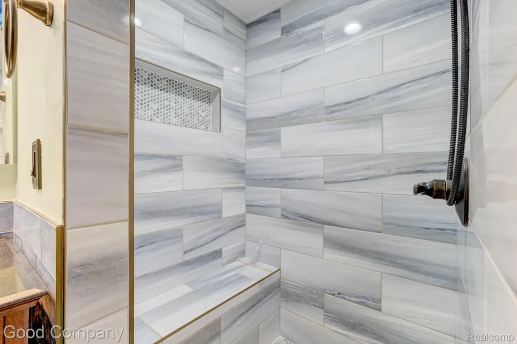3062 Saint Jude Drive Waterford Charter Township MI 48329