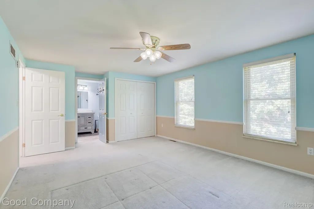 3062 Saint Jude Drive Waterford Charter Township MI 48329