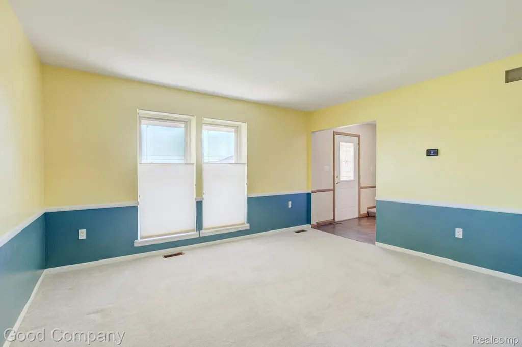 3062 Saint Jude Drive Waterford Charter Township MI 48329