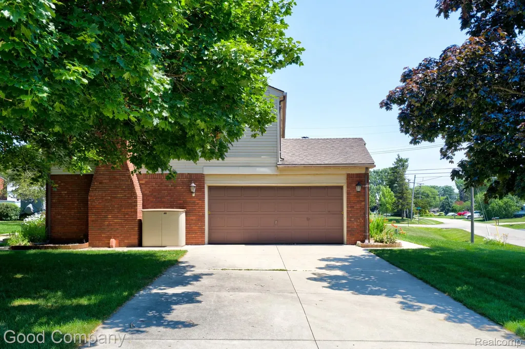 3062 Saint Jude Drive Waterford Charter Township MI 48329