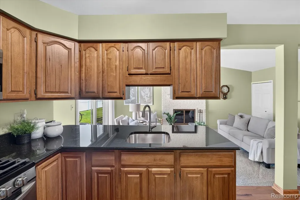 7026 London Court Canton Charter Township MI 48187