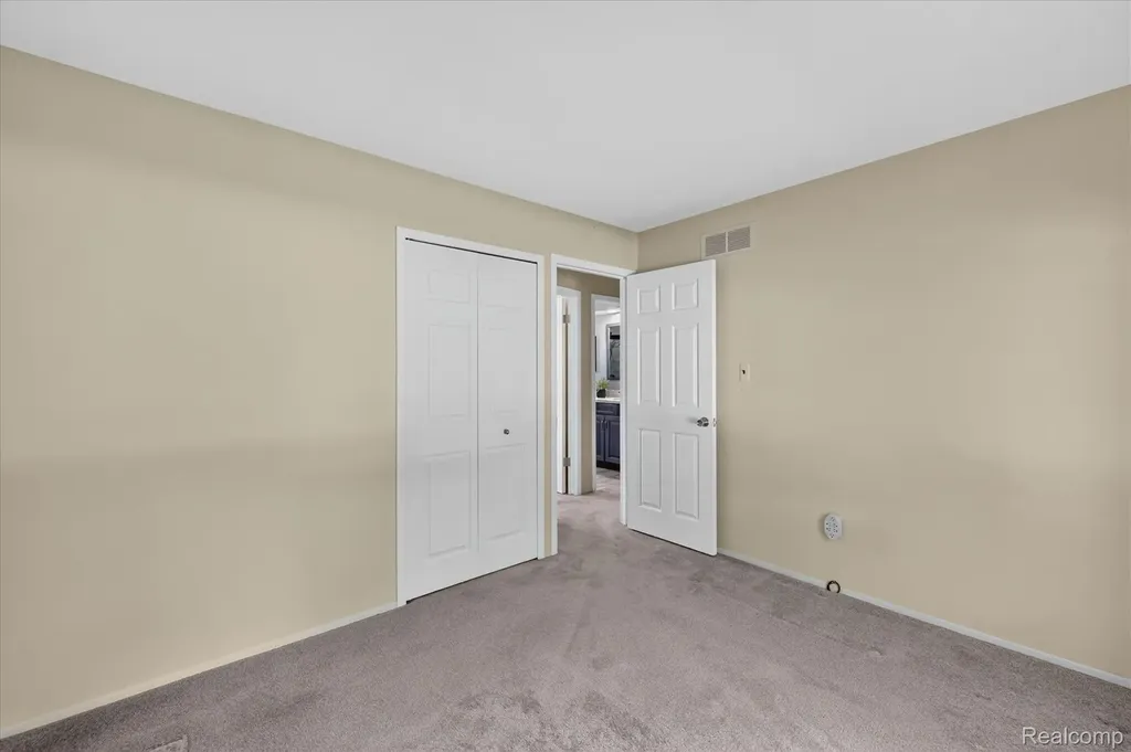 7026 London Court Canton Charter Township MI 48187