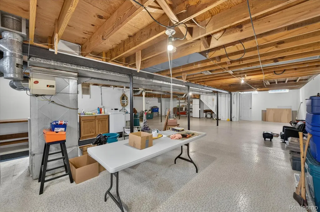 7026 London Court Canton Charter Township MI 48187