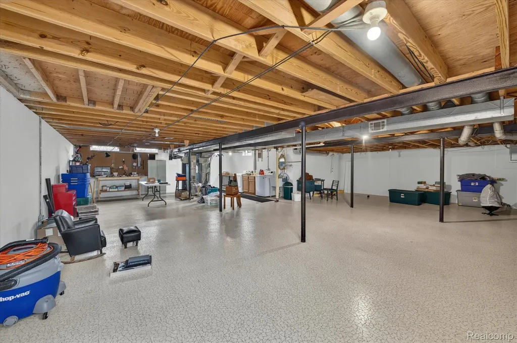 7026 London Court Canton Charter Township MI 48187