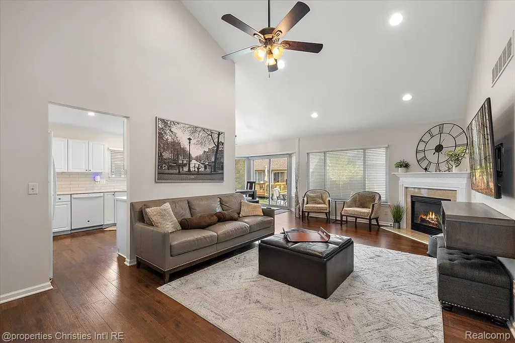 5802 Ortman Drive Sterling Heights City MI 48314