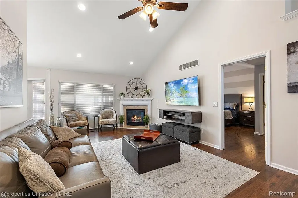 5802 Ortman Drive Sterling Heights City MI 48314