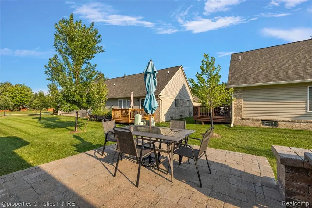 5802 Ortman Drive Sterling Heights City MI 48314