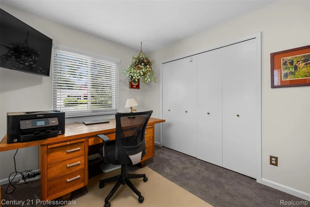 5135 Virgie Lane West Bloomfield Charter Township MI 48324