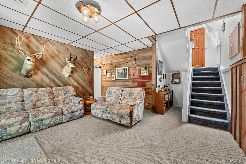 5135 Virgie Lane West Bloomfield Charter Township MI 48324