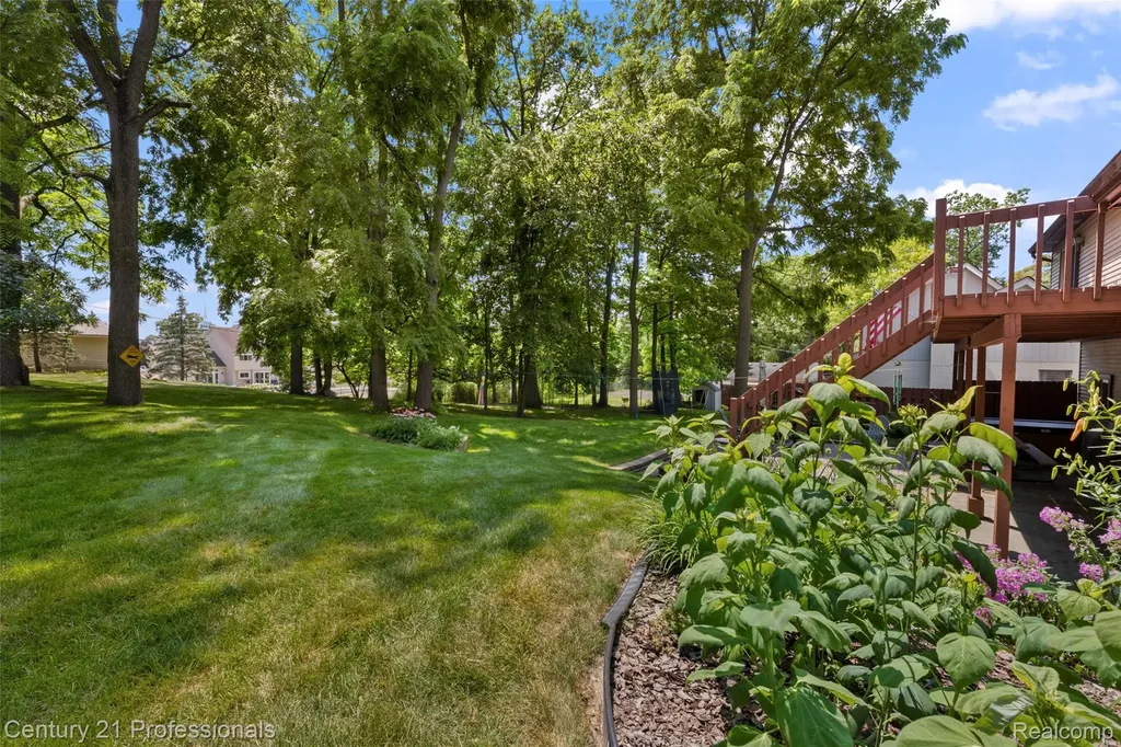 5135 Virgie Lane West Bloomfield Charter Township MI 48324