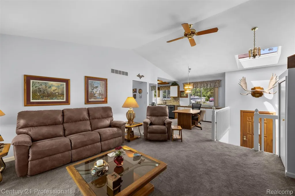 5135 Virgie Lane West Bloomfield Charter Township MI 48324