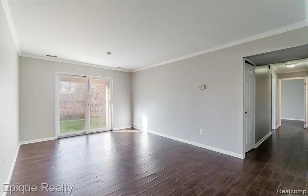 44467 Savery Drive Canton Charter Township MI 48187