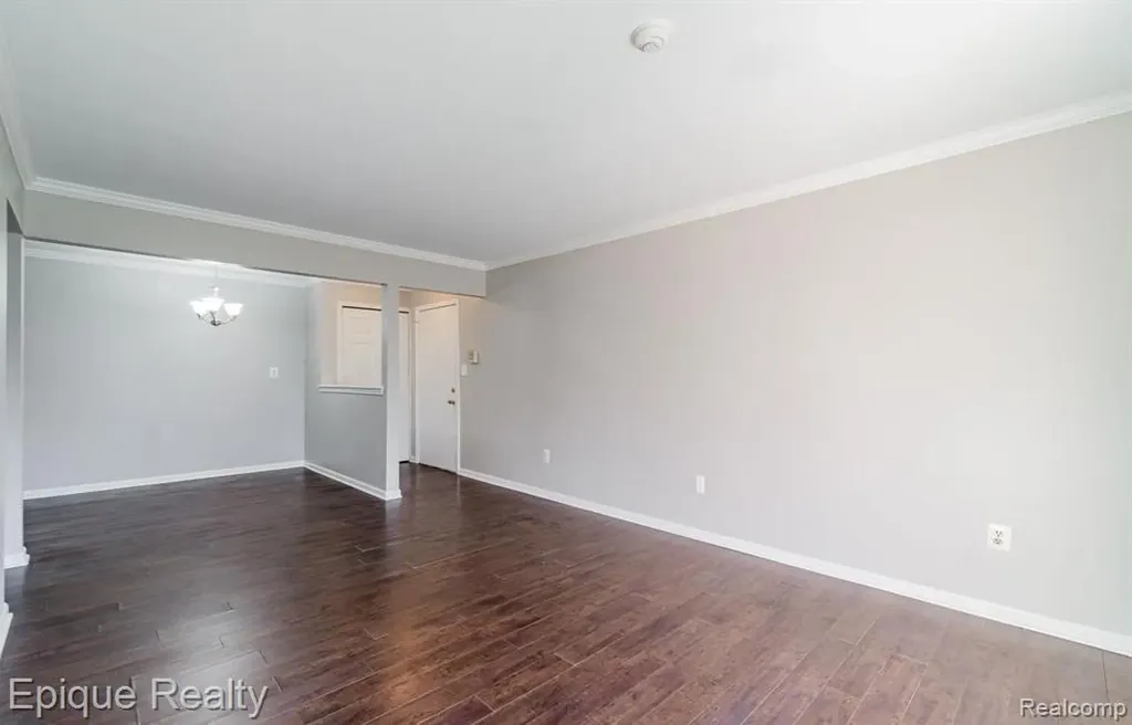 44467 Savery Drive Canton Charter Township MI 48187