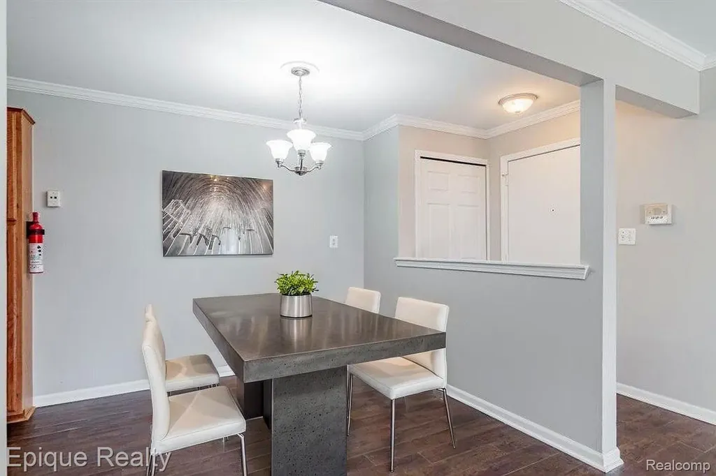 44467 Savery Drive Canton Charter Township MI 48187