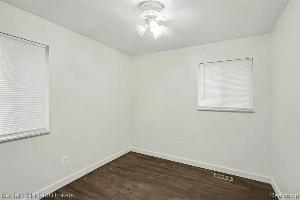 3509 Ridgecliffe Drive Flint Charter Township MI 48532