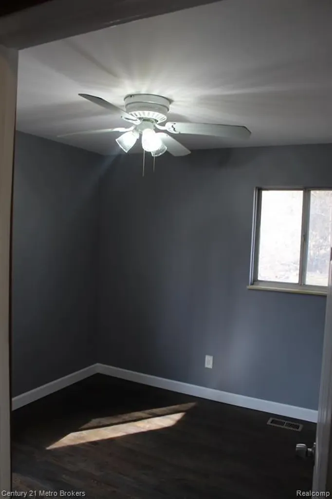 3509 Ridgecliffe Drive Flint Charter Township MI 48532