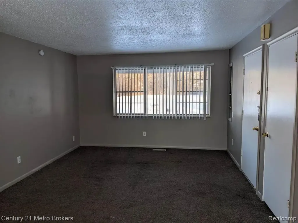 3509 Ridgecliffe Drive Flint Charter Township MI 48532