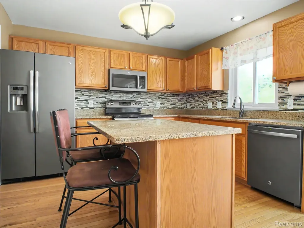 6467 Cranberry Drive Holly Township MI 48442