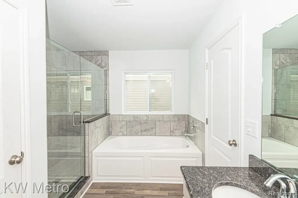 34616 John Bartley Circle Sterling Heights City MI 48310