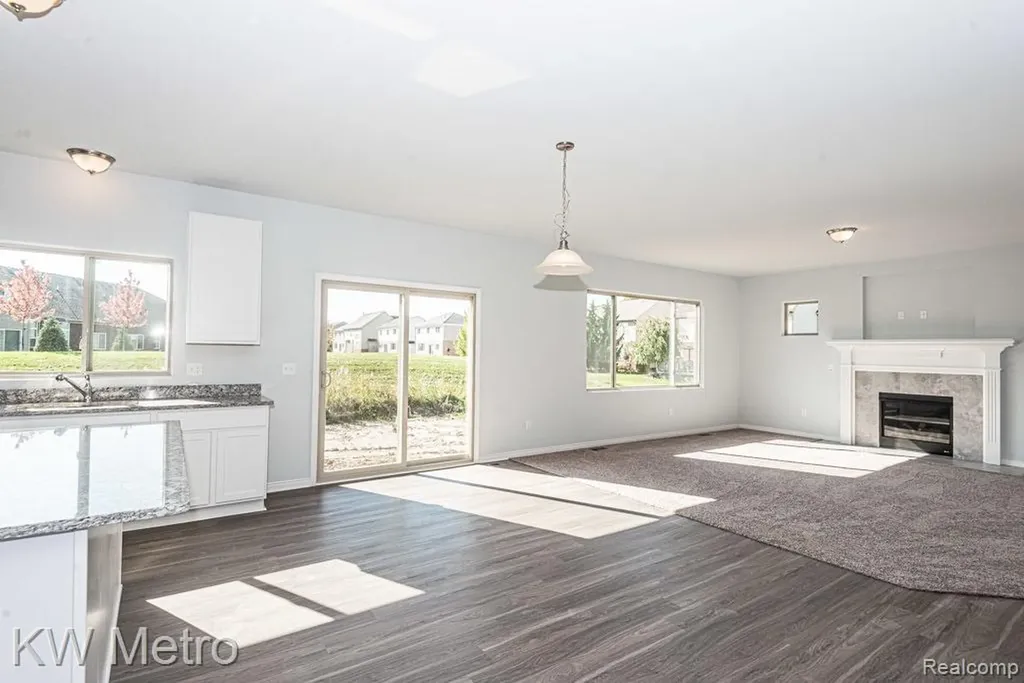 34616 John Bartley Circle Sterling Heights City MI 48310