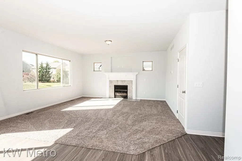 34616 John Bartley Circle Sterling Heights City MI 48310