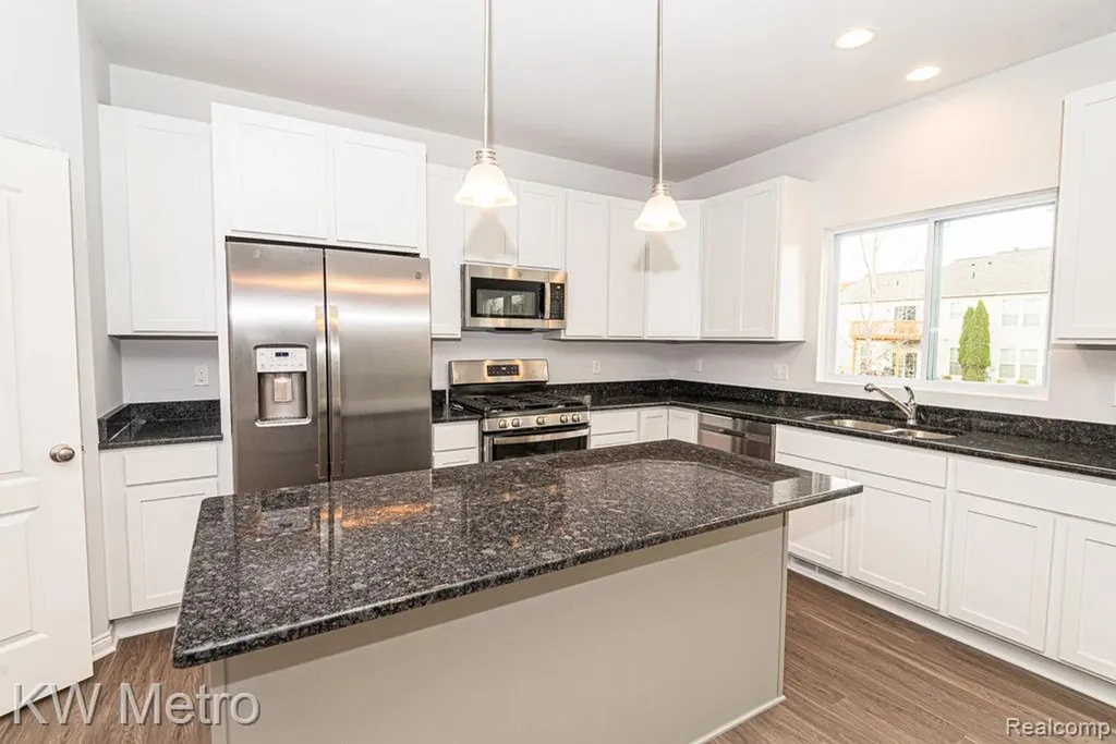34616 John Bartley Circle Sterling Heights City MI 48310