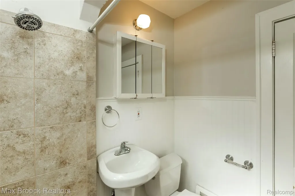 1832 Annabelle Street Ferndale City MI 48220