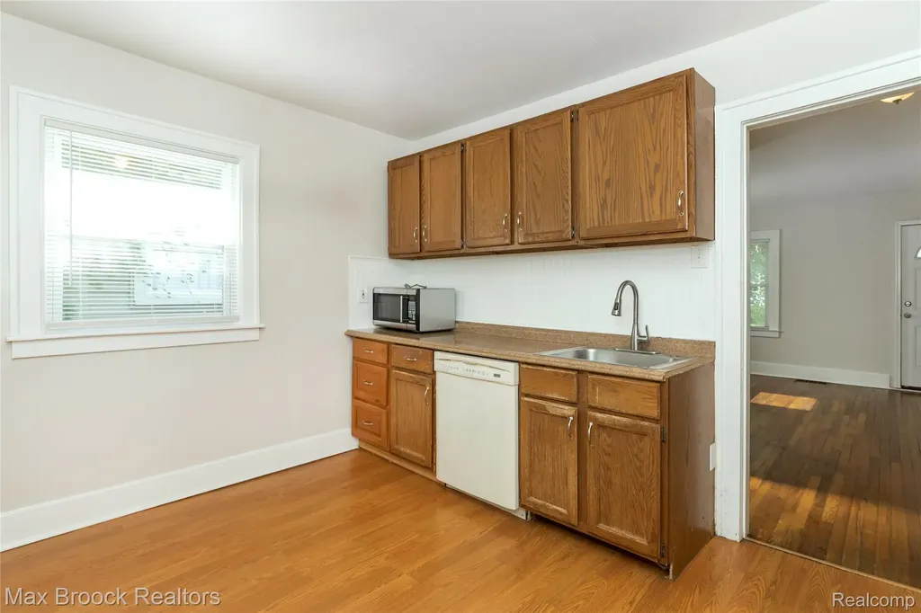 1832 Annabelle Street Ferndale City MI 48220