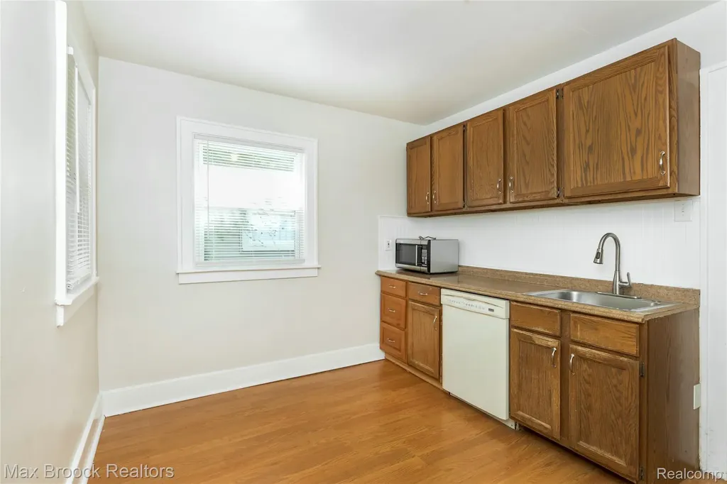 1832 Annabelle Street Ferndale City MI 48220