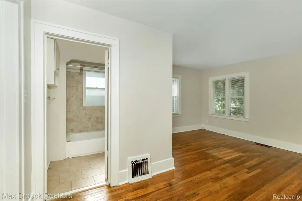 1832 Annabelle Street Ferndale City MI 48220
