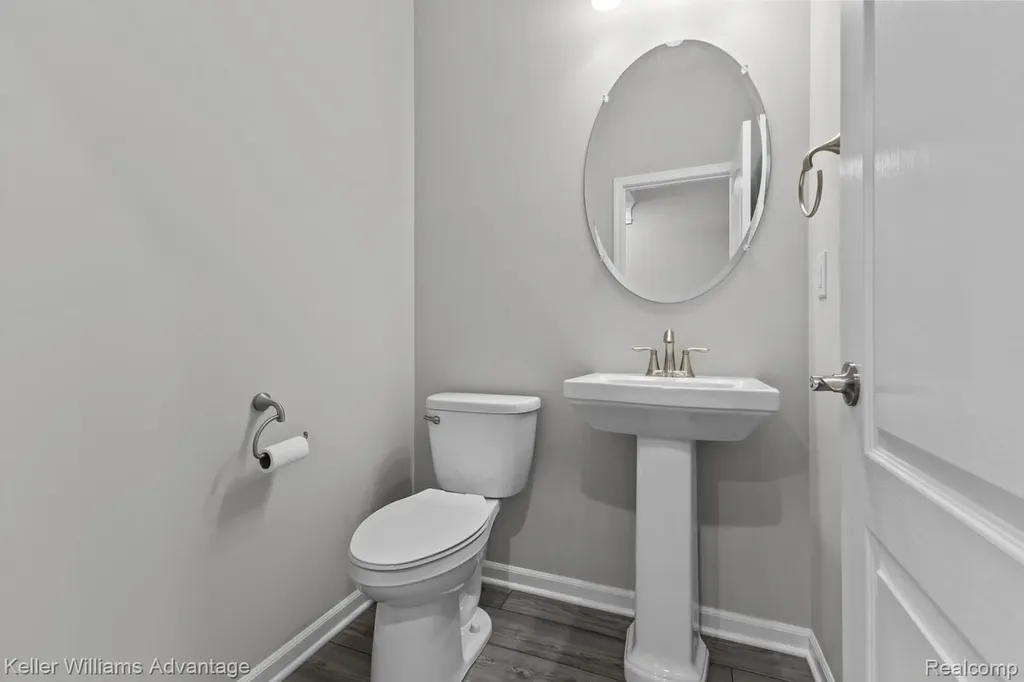 836 Addison Circle Commerce Charter Township MI 48390