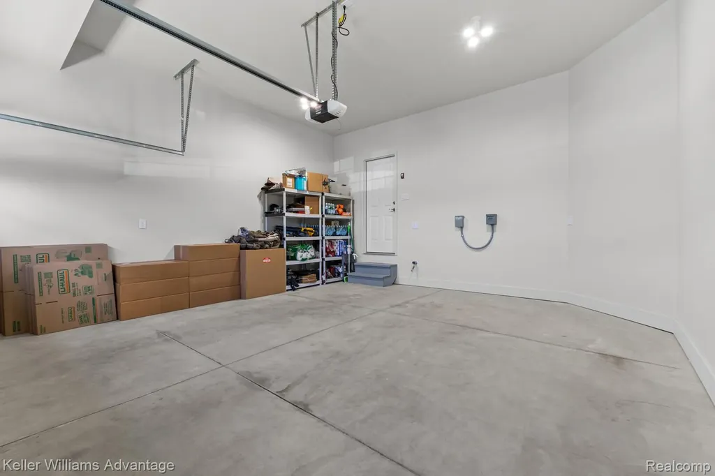 836 Addison Circle Commerce Charter Township MI 48390