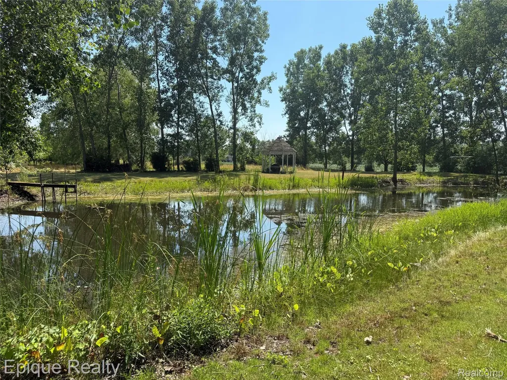 12168 W Lennon Road Clayton Charter Township MI 48449