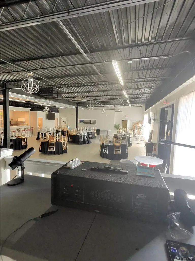 12712 Plymouth Road Detroit City MI 48227