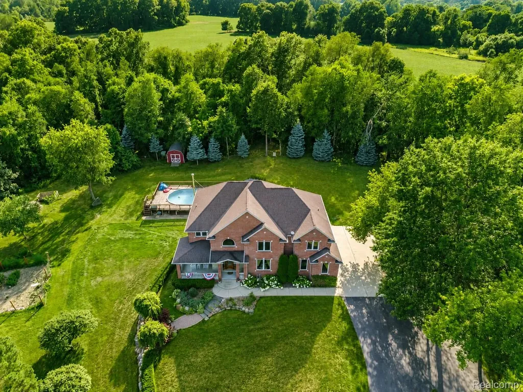 13445 Millie Court Holly Township MI 48442